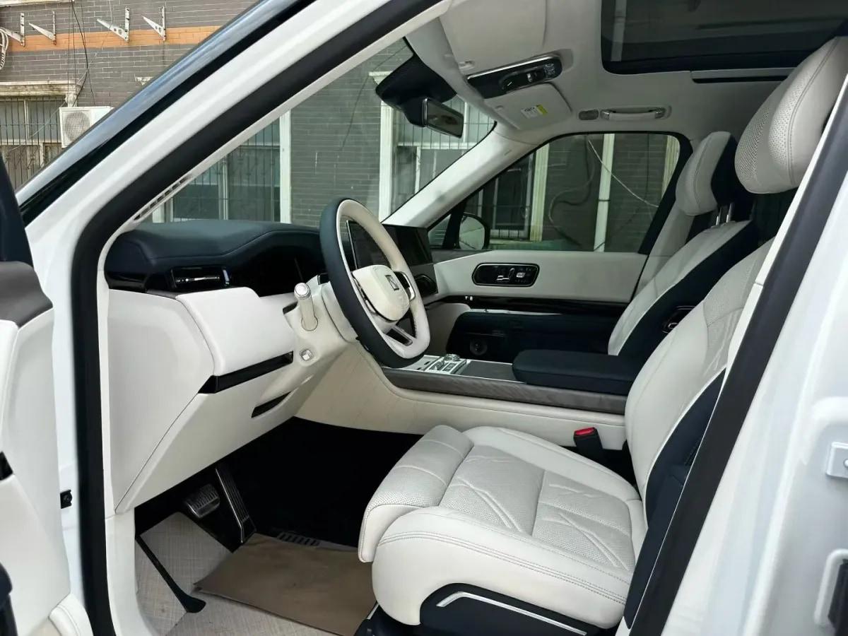 2025 Zeekr 9X 2.0T 279HP L4 1DHT PHEV image 4