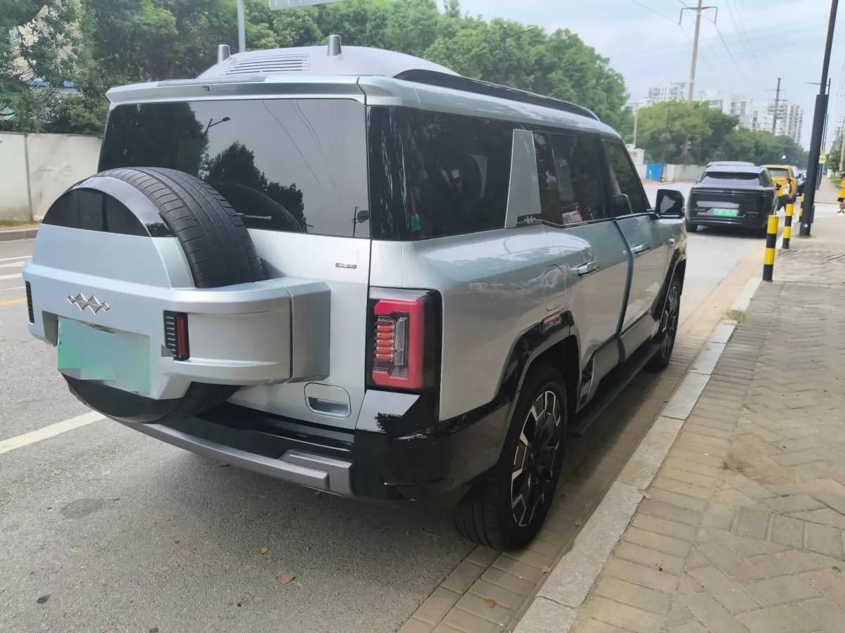 2025 Fang Cheng Bao Bao 8 2.0T 245HP L4 E-CVT PHEV 36.8KWH image 4