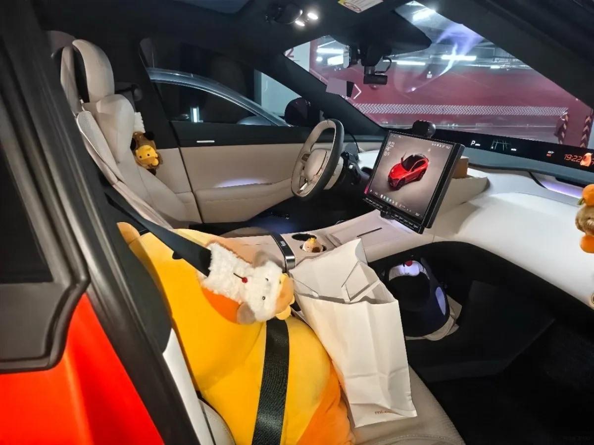 2025 Xiaomi YU7 BEV 96.3KWH 835km image 4