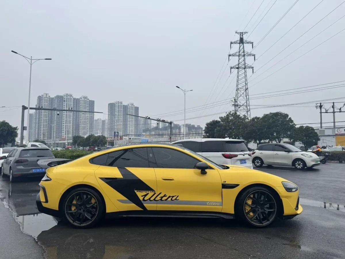 2025 Xiaomi SU7 Ultra BEV 93.7KWH 630km image 4