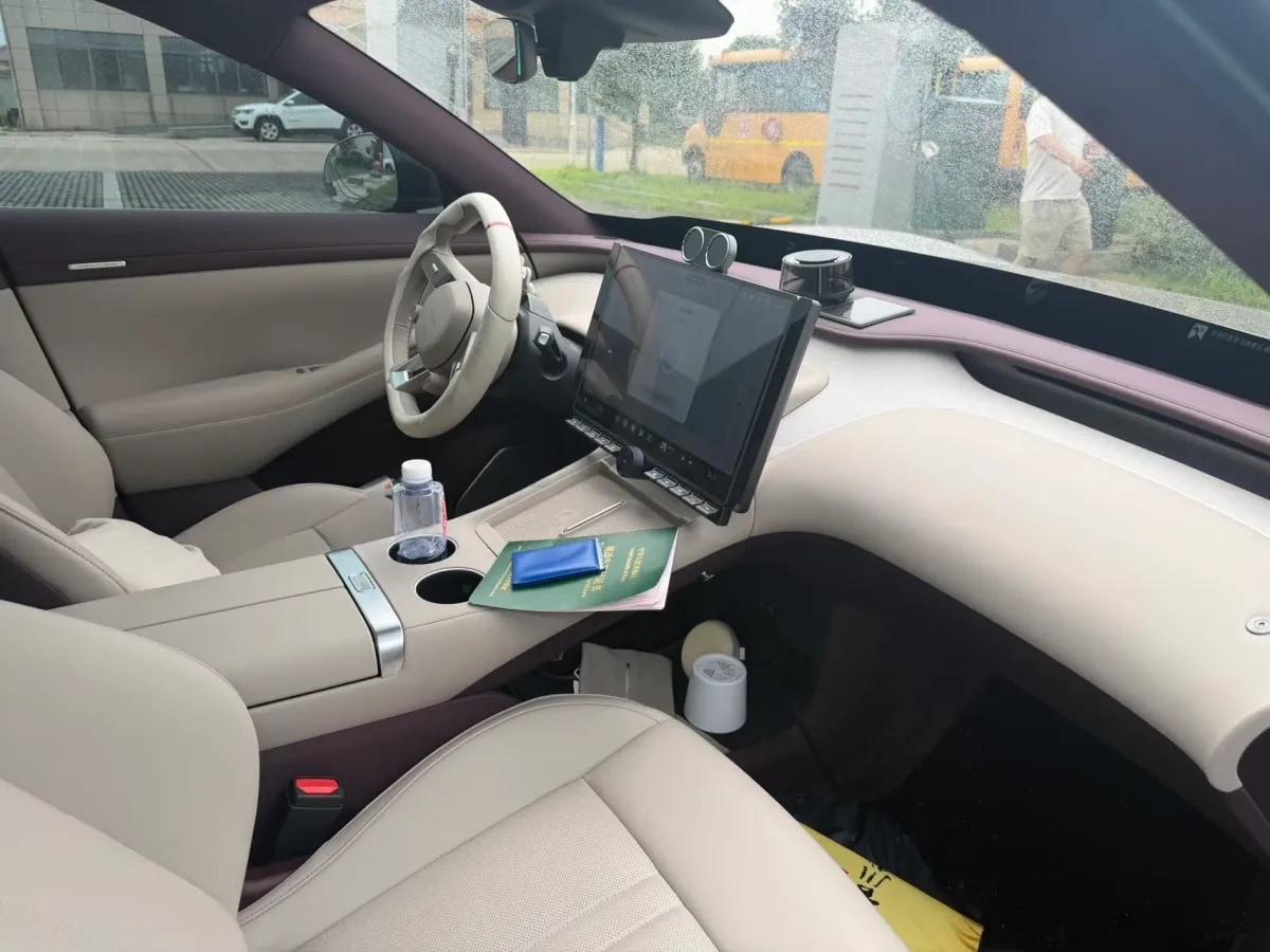2025 Xiaomi YU7 BEV 96.3KWH image 4