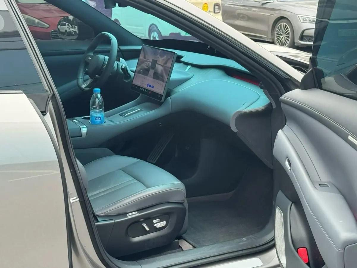 2025 Xiaomi YU7 BEV 96.3KWH 835km image 4