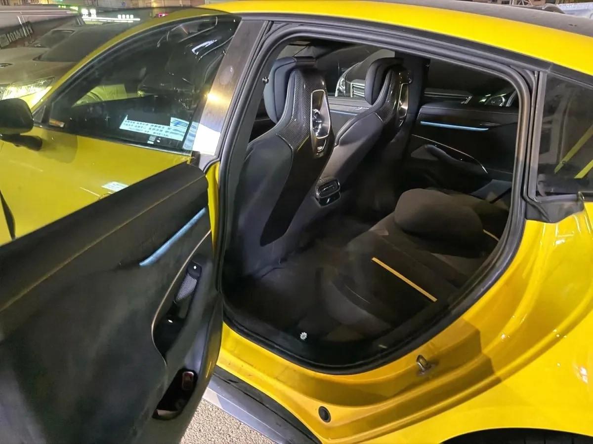 2025 Xiaomi SU7 Ultra BEV 93.7KWH 630km image 4