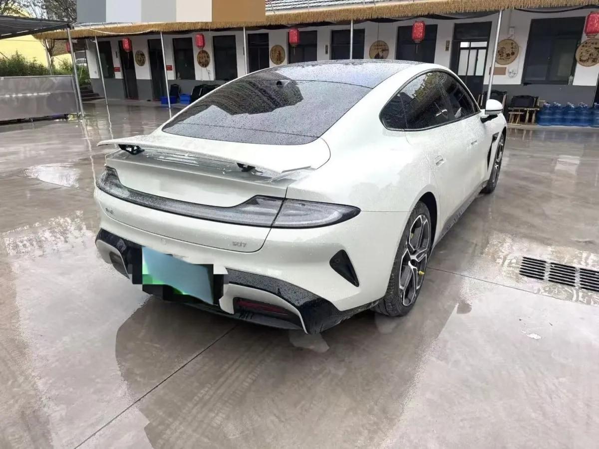 2024 Xiaomi SU7 BEV 73.6KWH image 4