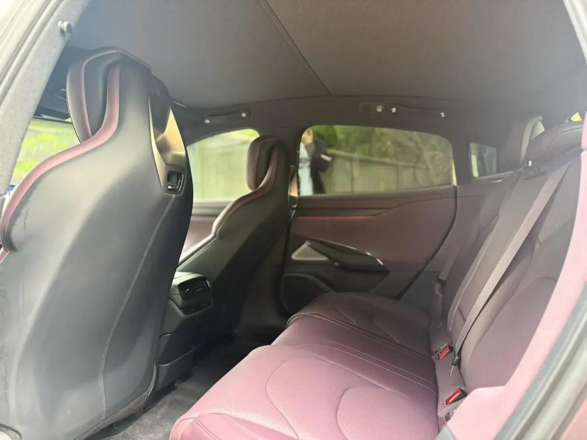 2024 Xiaomi SU7 BEV 73.6KWH image 4