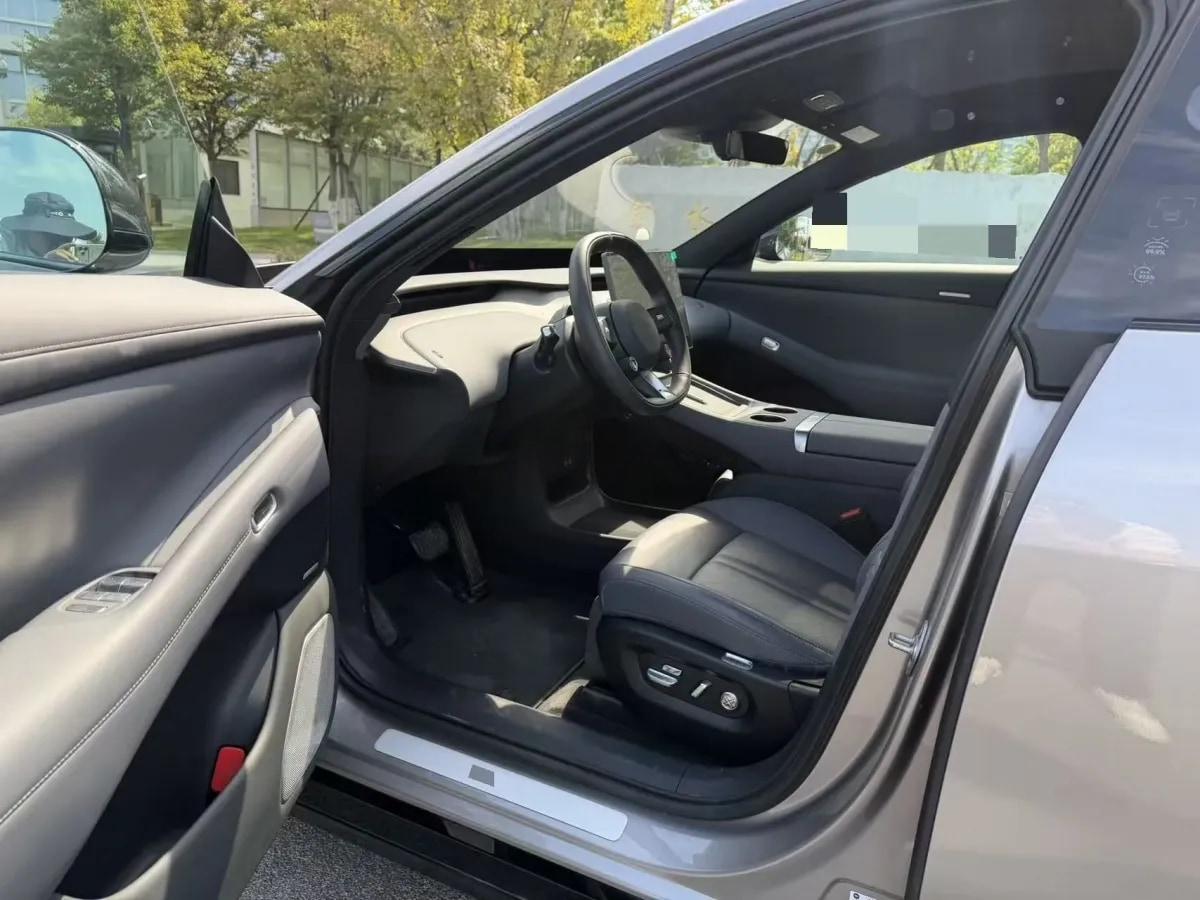 2025 Xiaomi YU7 BEV 96.3KWH 770km image 4