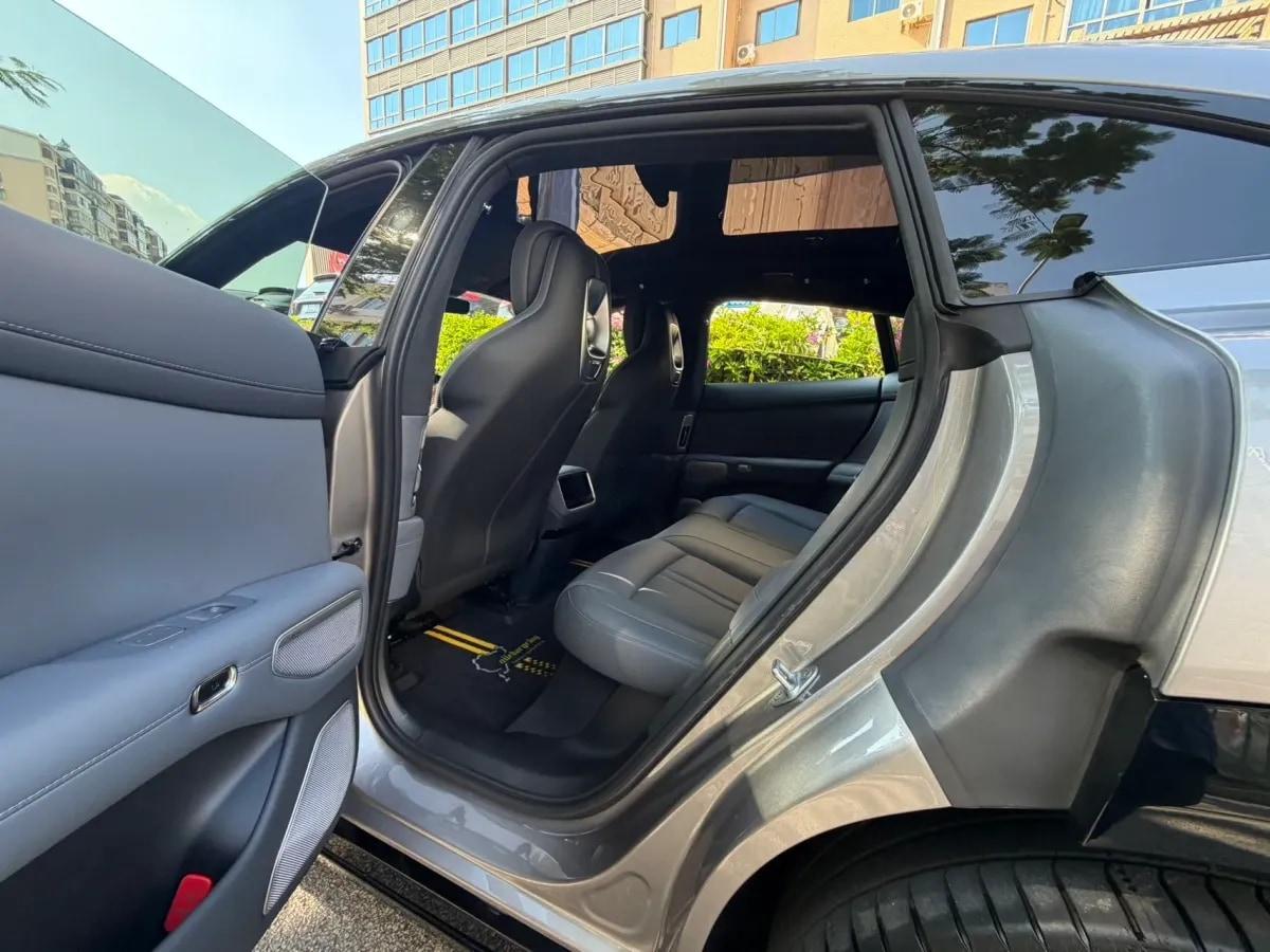 2025 Xiaomi YU7 BEV 101.7KWH 760km image 4