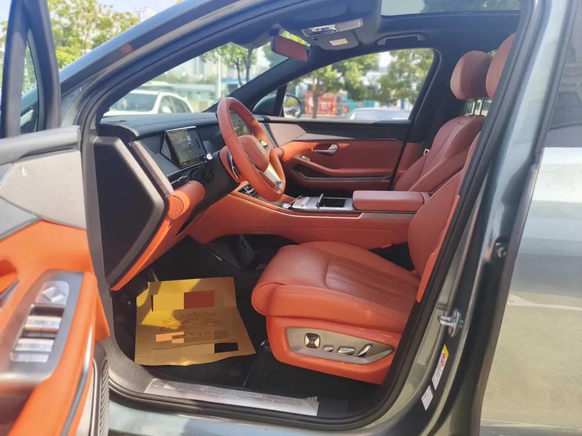 2025 BYD Tang L 1.5T 156HP L4 E-CVT PHEV 35.6KWH 175km image 4