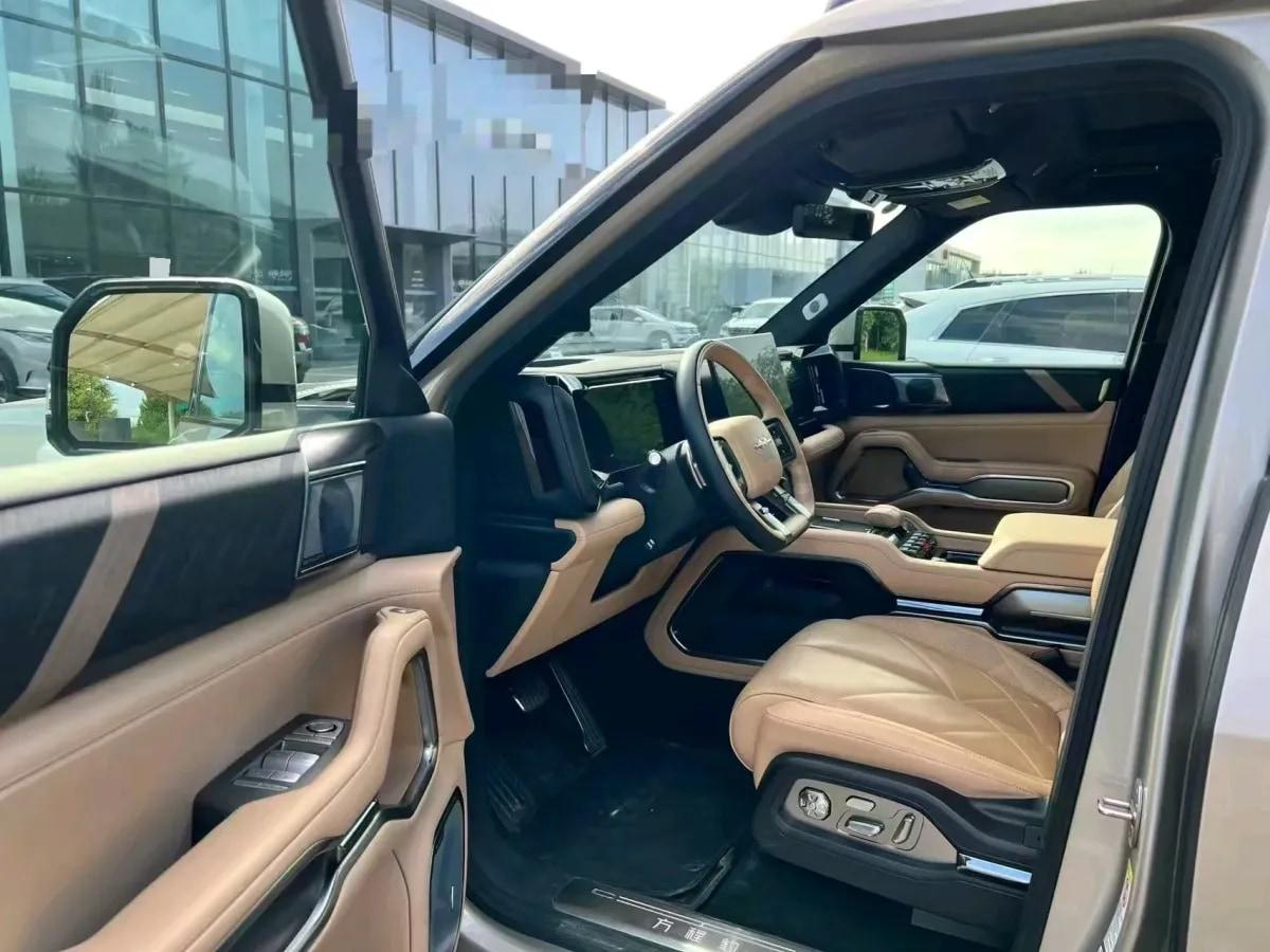 2025 FangChengBao Bao 8 2.0T 245HP L4 E-CVT PHEV 36.8KWH image 4