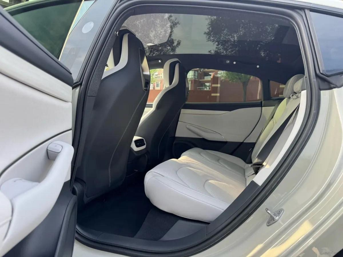 2024 Xiaomi SU7 BEV 73.6KWH 700km image 4