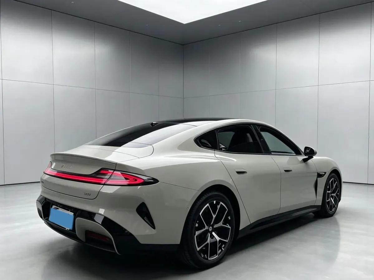 2024 Xiaomi SU7 BEV 73.6KWH 700km image 4