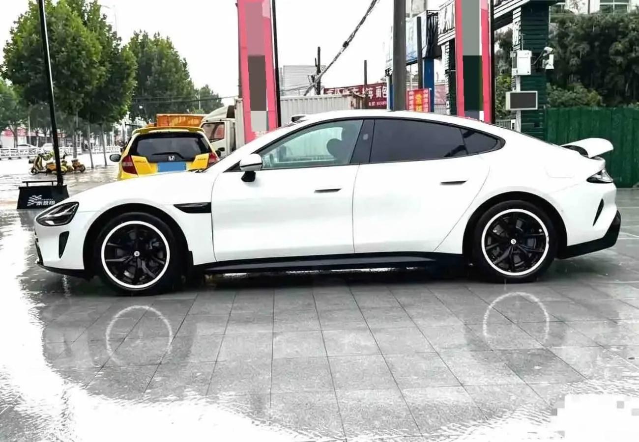 2024 Xiaomi SU7 BEV 94.3KWH image 4