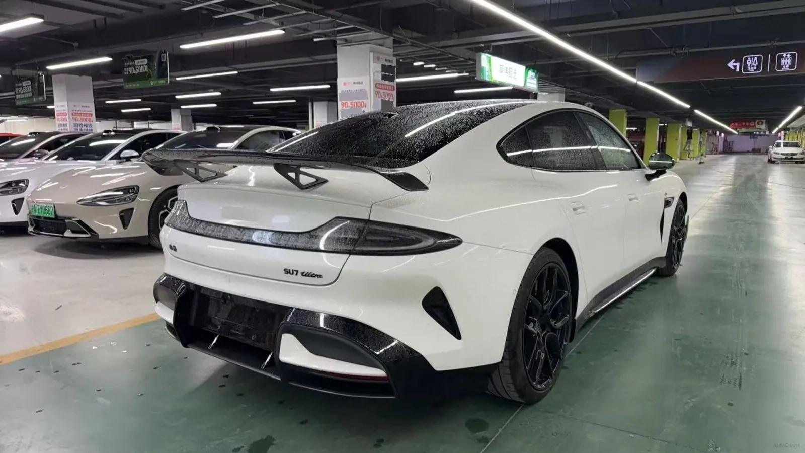 2025 Xiaomi SU7 Ultra BEV 93.7KWH 630km image 4