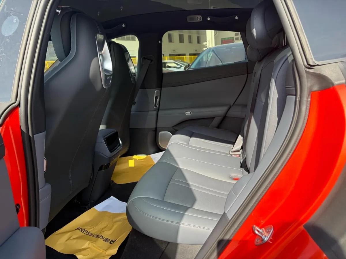2025 Xiaomi YU7 BEV 96.3KWH image 4