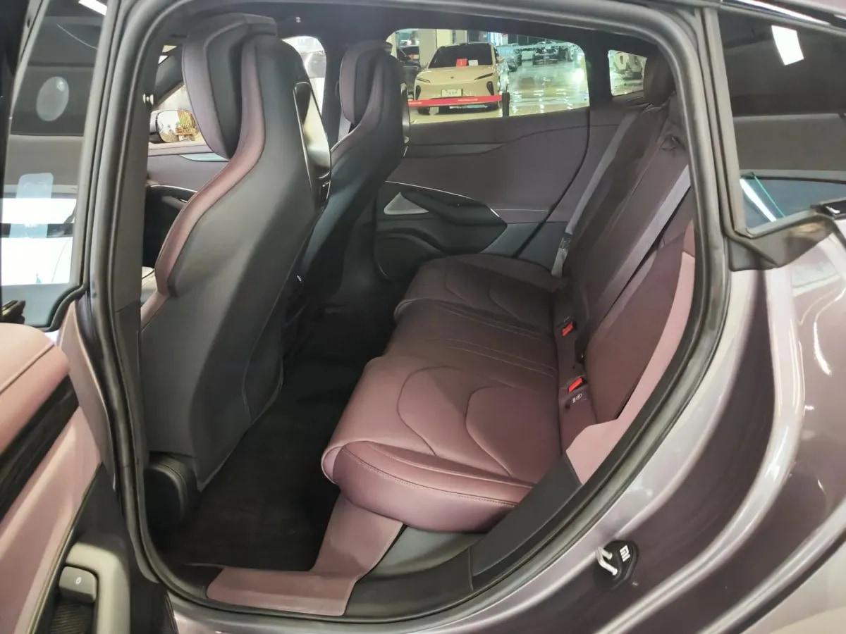 2024 Xiaomi SU7 BEV 101KWH image 4