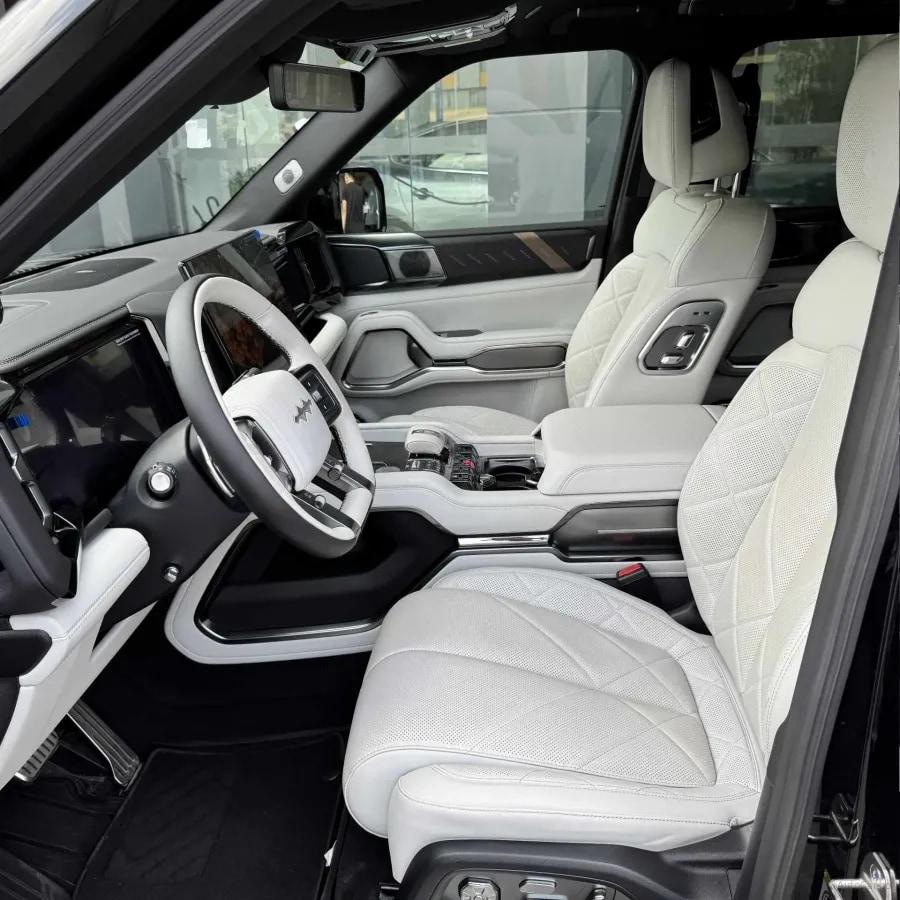 2025 Fang Cheng Bao Bao 8 2.0T 245HP L4 E-CVT PHEV 36.8KWH image 4