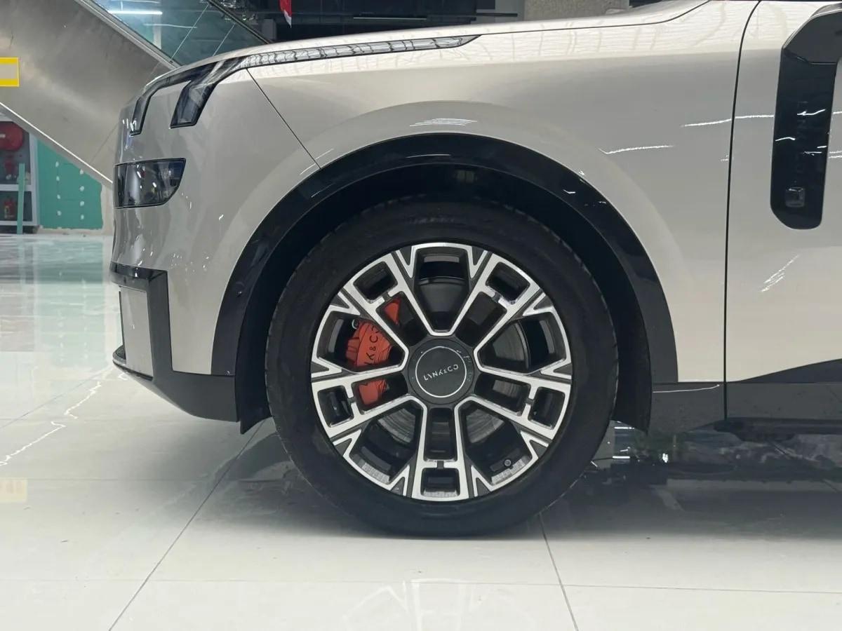 2025 LYNK&CO 900 2.0T 254HP L4 3DHT PHEV 52.38KWH 280km image 4
