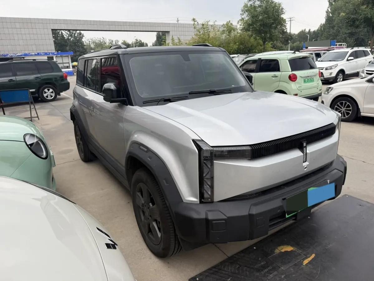 2024 iCAR iCAR 03 BEV 65.69KWH image 4