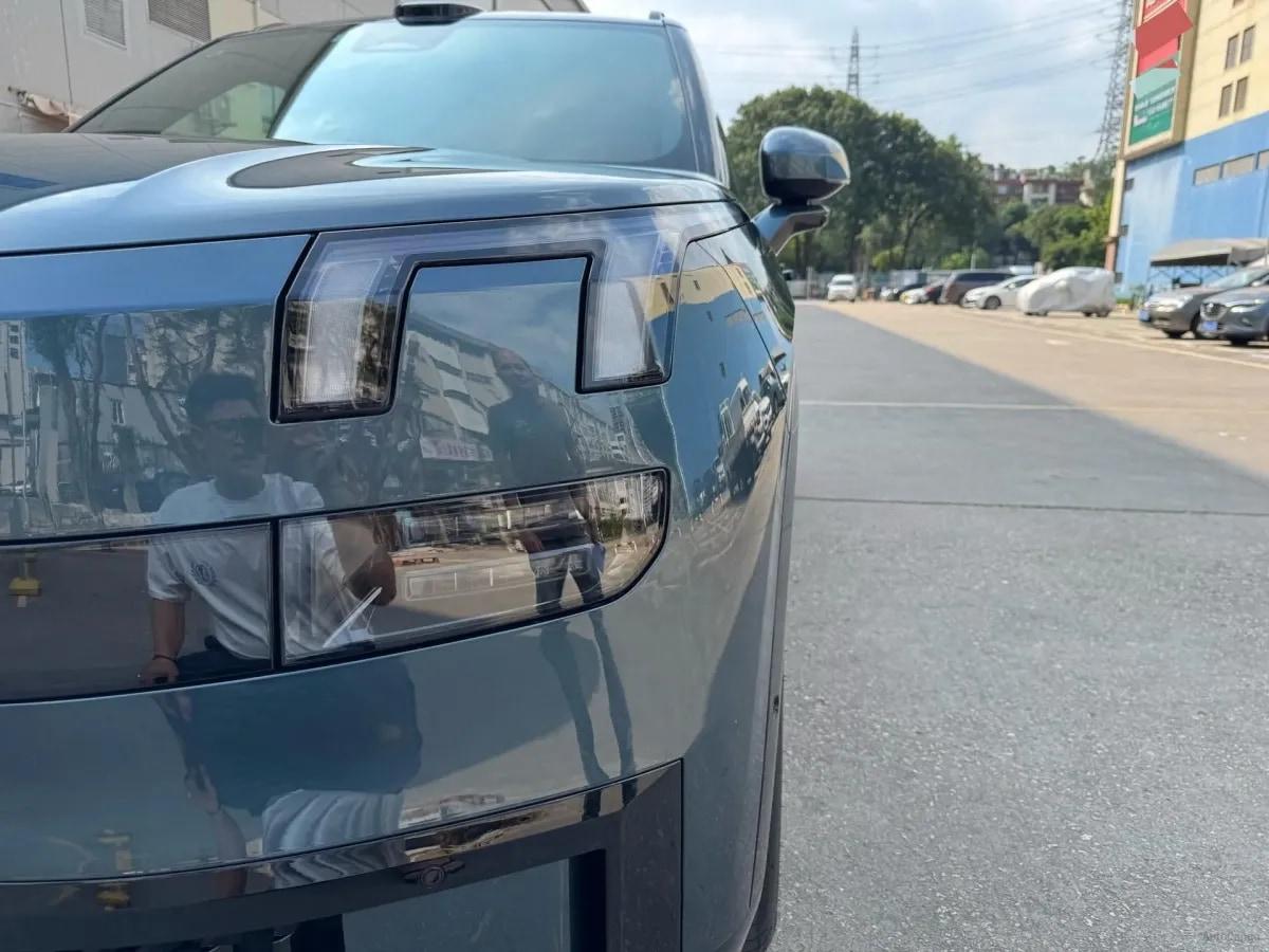 2025 LYNK&CO 900 2.0T 254HP L4 3DHT PHEV 52.38KWH 280km image 4