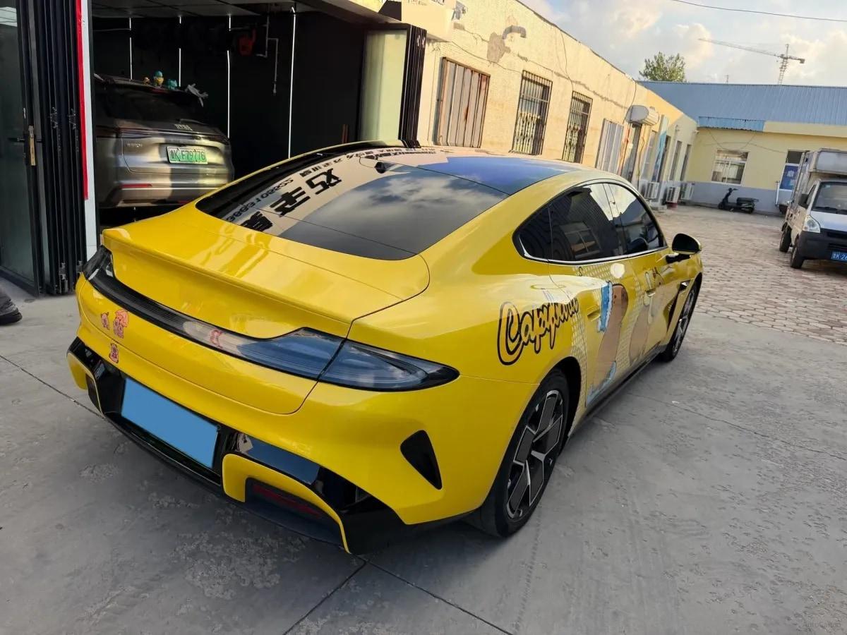 2024 Xiaomi SU7 BEV 73.6KWH image 4