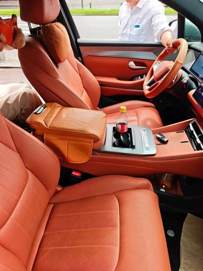 2025 BYD Tang L 1.5T 156HP L4 E-CVT PHEV 35.6KWH 200km image 4