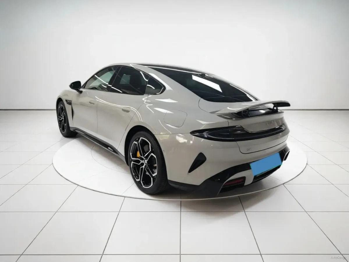 2024 Xiaomi SU7 BEV 94.3KWH image 4
