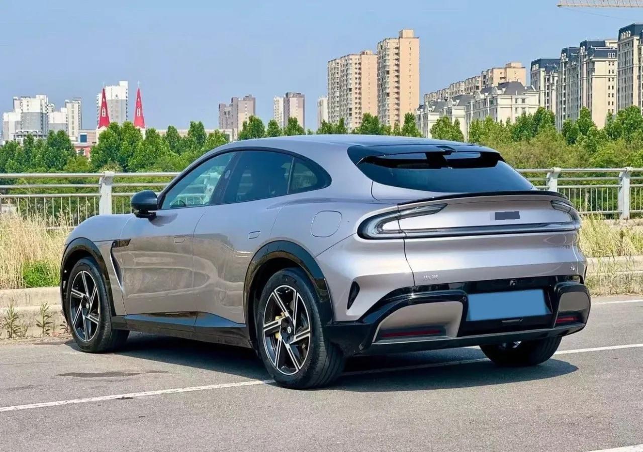 2025 Xiaomi YU7 BEV image 4