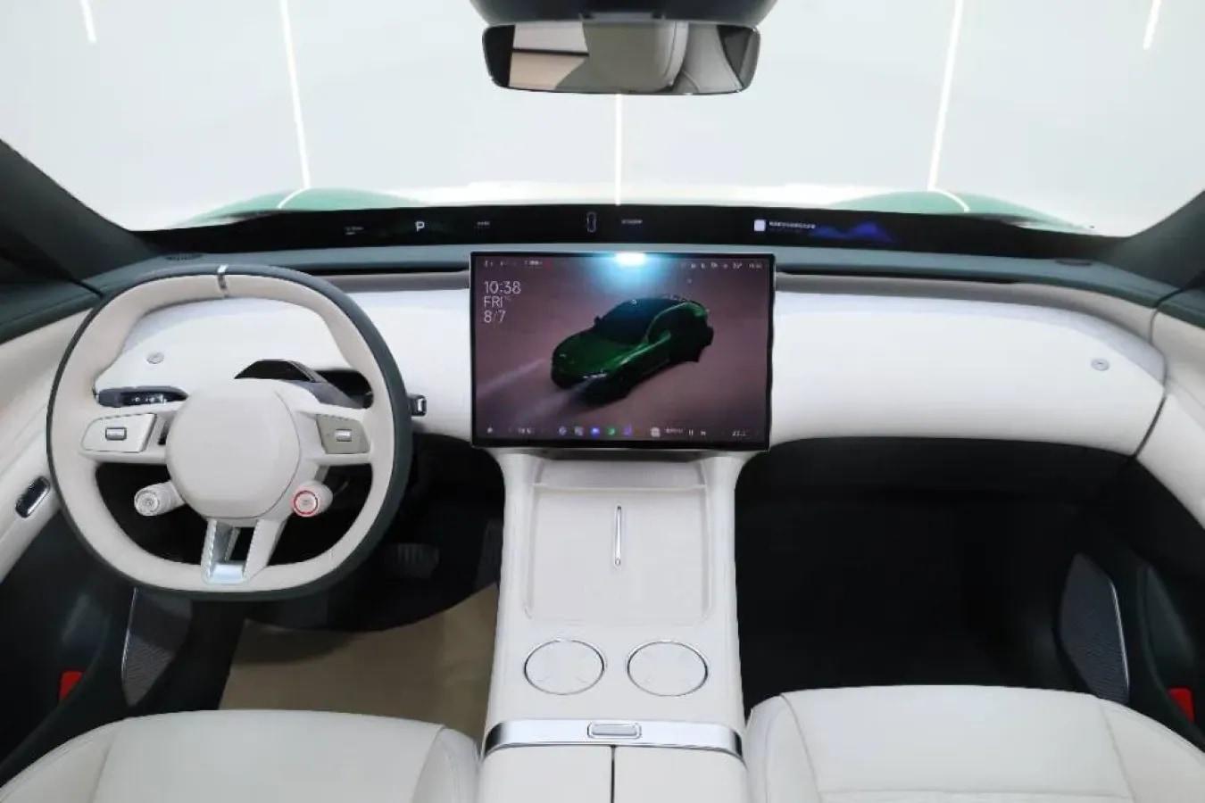 2025 Xiaomi YU7 BEV 96.3KWH 835km image 4
