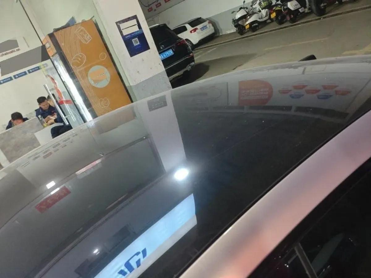 2026 Xiaomi SU7 BEV 73KWH 720km image 4
