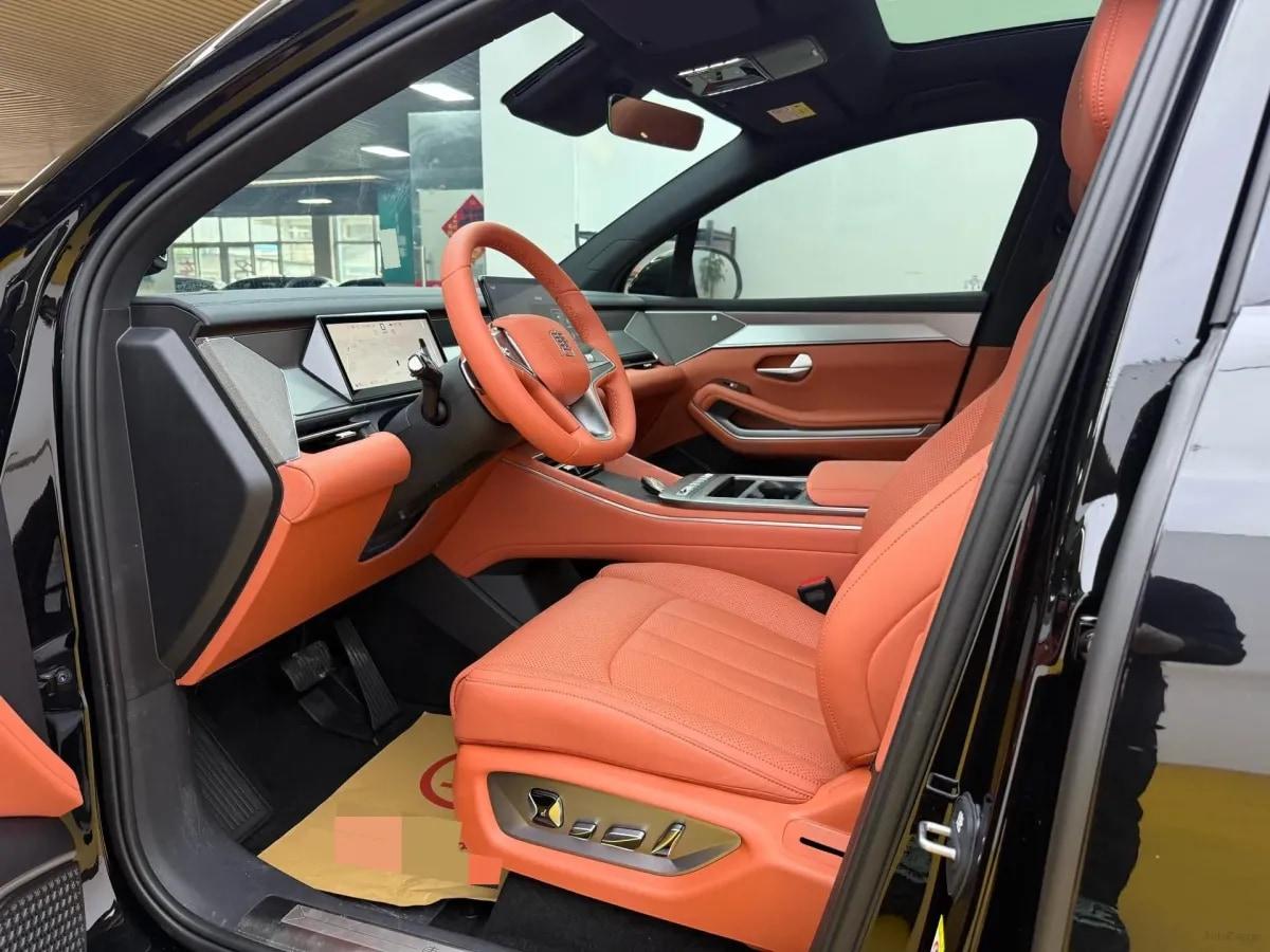 2025 BYD Tang L 1.5T 156HP L4 E-CVT PHEV 35.6KWH 215km image 4