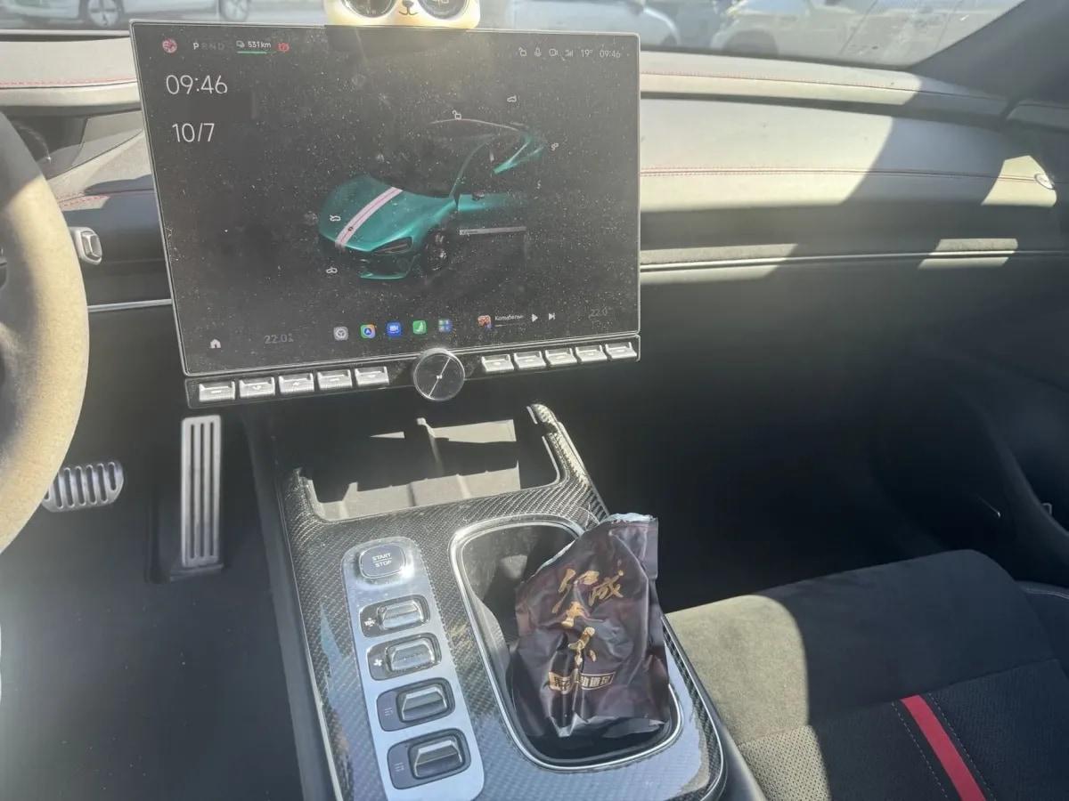 2025 Xiaomi SU7 Ultra BEV 93.7KWH 630km image 4