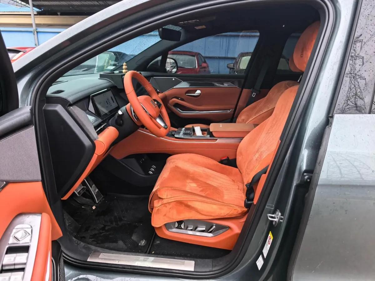 2025 BYD Tang L 1.5T 156HP L4 E-CVT PHEV 35.6KWH 175km image 4