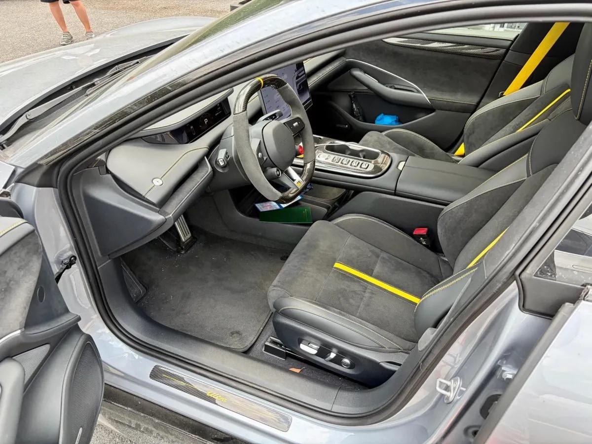 2025 Xiaomi SU7 Ultra BEV 93.7KWH image 4