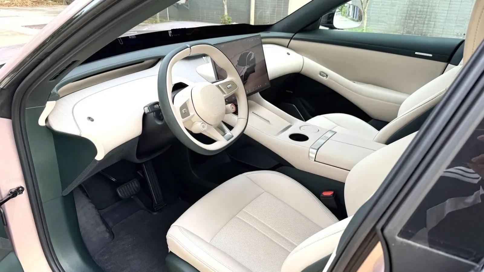 2025 Xiaomi YU7 BEV 96.3KWH 770km image 4