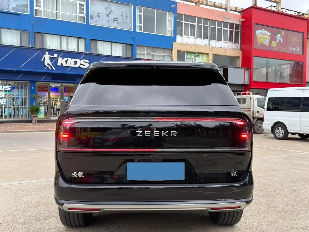 2025 Zeekr 9X 2.0T 279HP L4 1DHT PHEV image 4