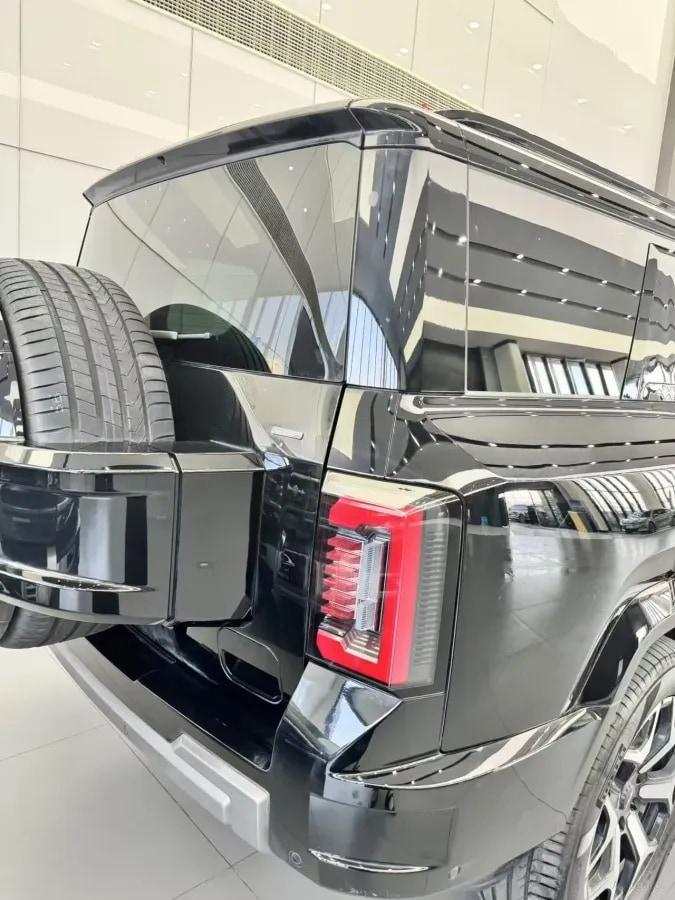 2025 Fang Cheng Bao Bao 8 2.0T 245HP L4 E-CVT PHEV 36.8KWH image 4