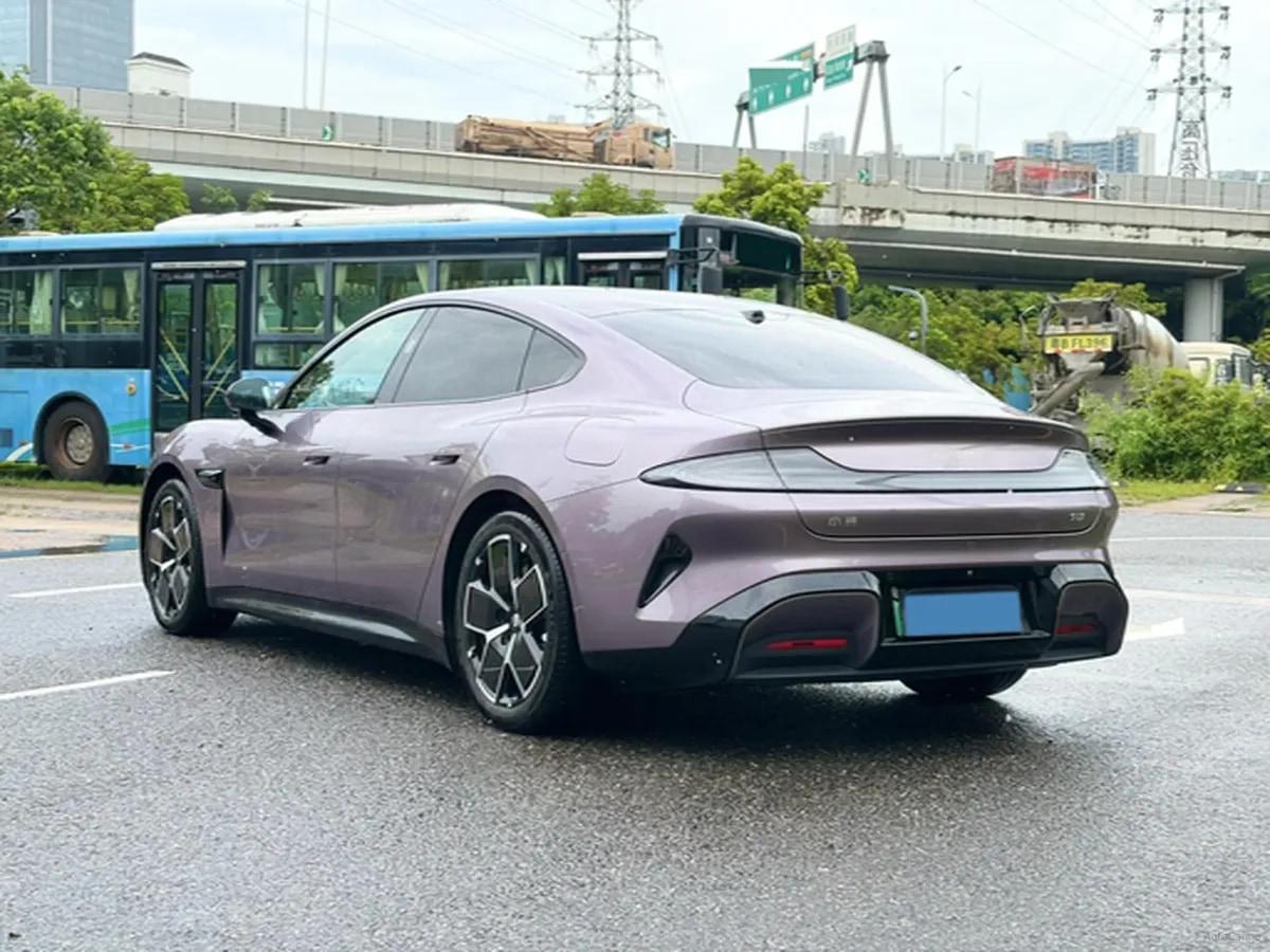 2024 Xiaomi SU7 BEV 73.6KWH image 4