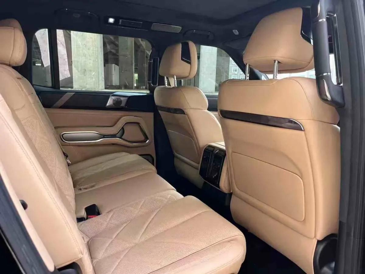 2025 Fang Cheng Bao Bao 8 2.0T 245HP L4 E-CVT PHEV 36.8KWH image 4