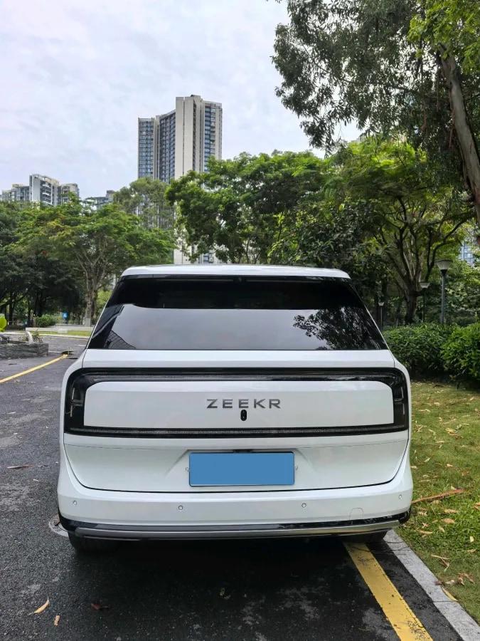 2025 Zeekr 9X 2.0T 279HP L4 1DHT PHEV image 4