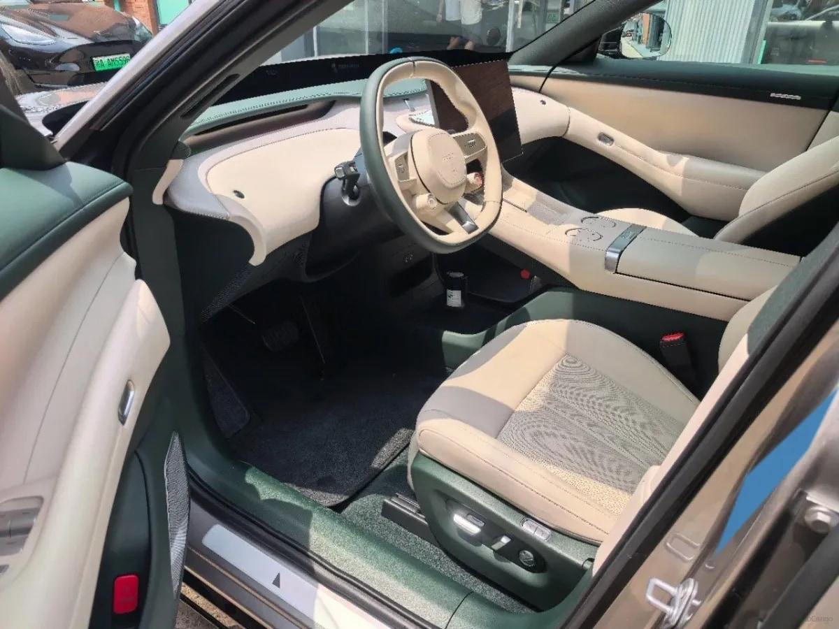 2025 Xiaomi YU7 BEV 96.3KWH image 4