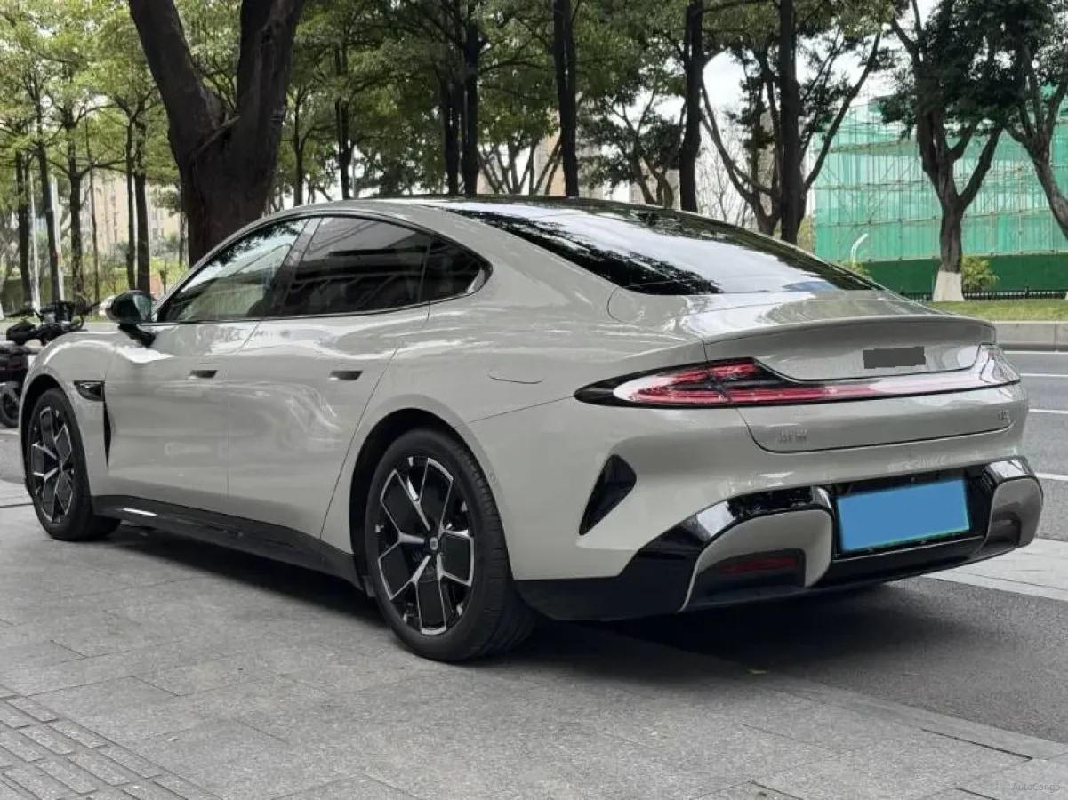 2024 Xiaomi SU7 BEV 73.6KWH image 4