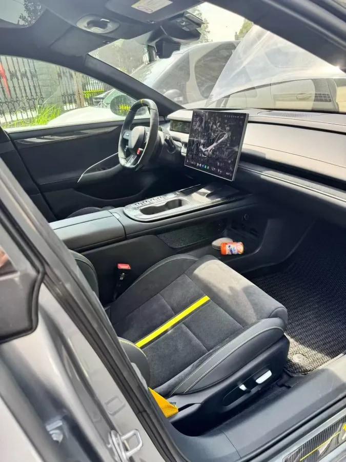 2025 Xiaomi SU7 Ultra BEV 93.7KWH 630km image 4
