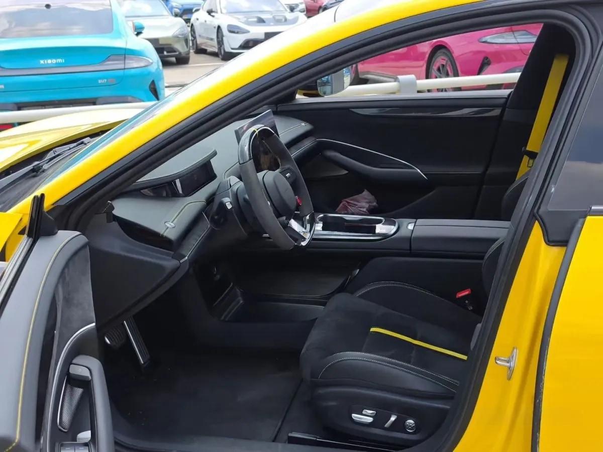 2025 Xiaomi SU7 Ultra BEV 93.7KWH 630km image 4