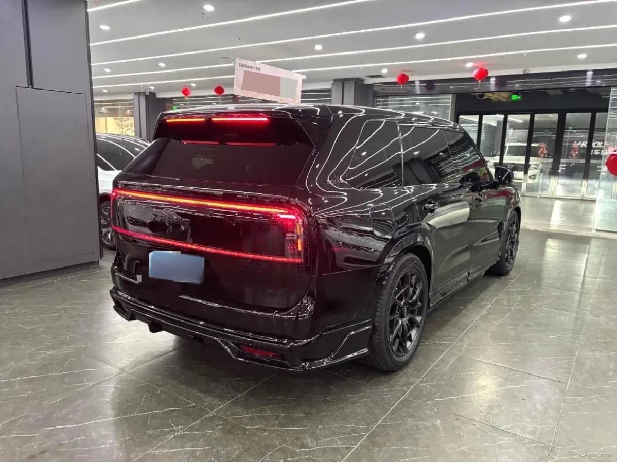 2025 Zeekr 9X 2.0T 279HP L4 1DHT PHEV image 4
