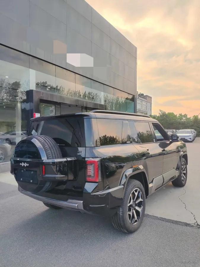 2025 FangChengBao Bao 8 2.0T 245HP L4 E-CVT PHEV 36.8KWH image 4