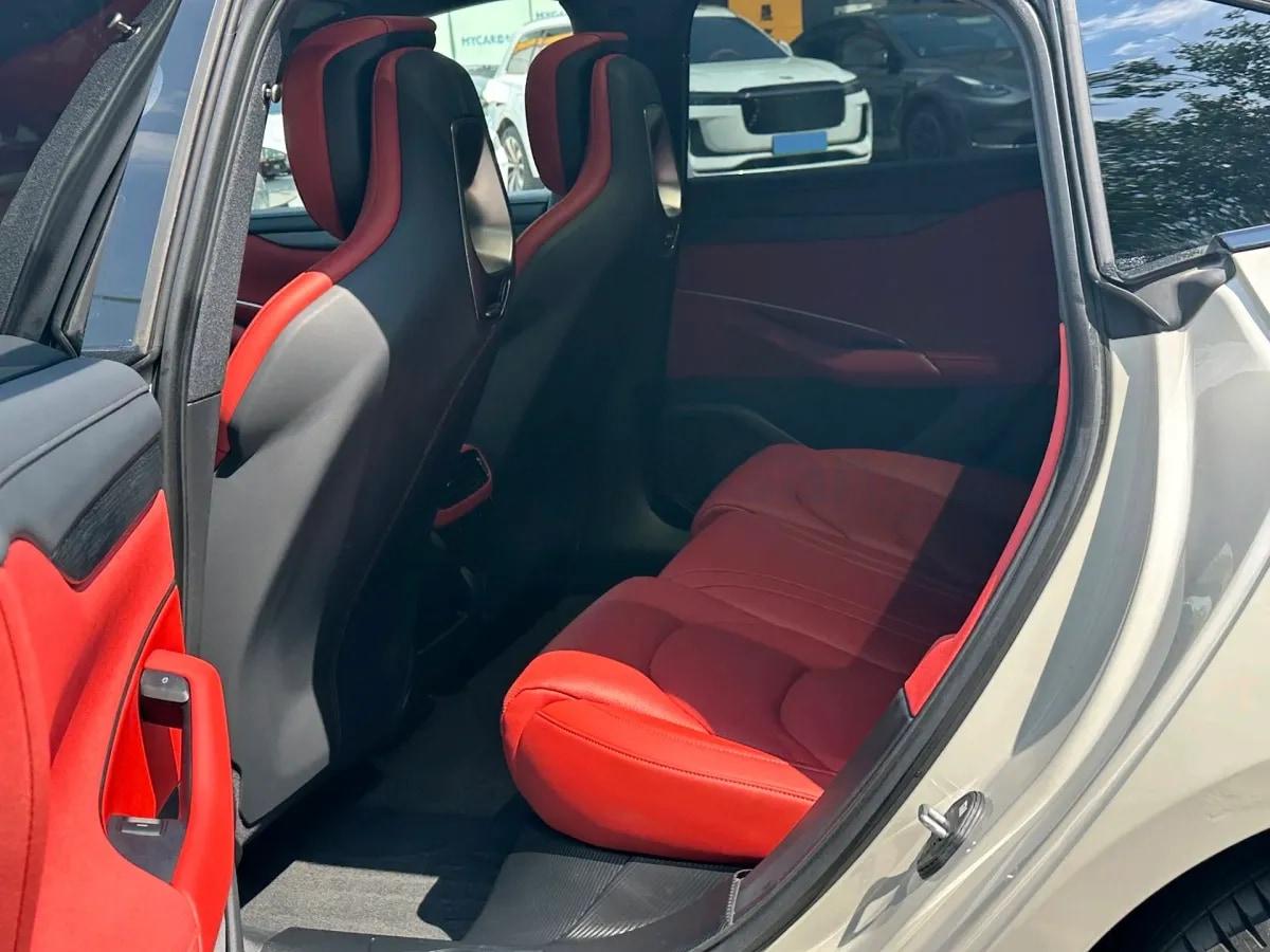 2024 Xiaomi SU7 BEV 73.6KWH image 4