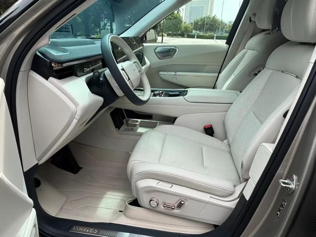 2025 LYNK&CO 900 1.5T 190HP L4 3DHT PHEV 44.85KWH 220km image 4