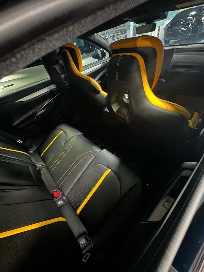 2024 Xiaomi SU7 BEV 73.6KWH image 4