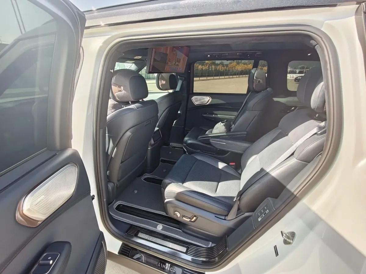 2025 LYNK&CO 900 2.0T 254HP L4 3DHT PHEV 52.38KWH 280km image 4
