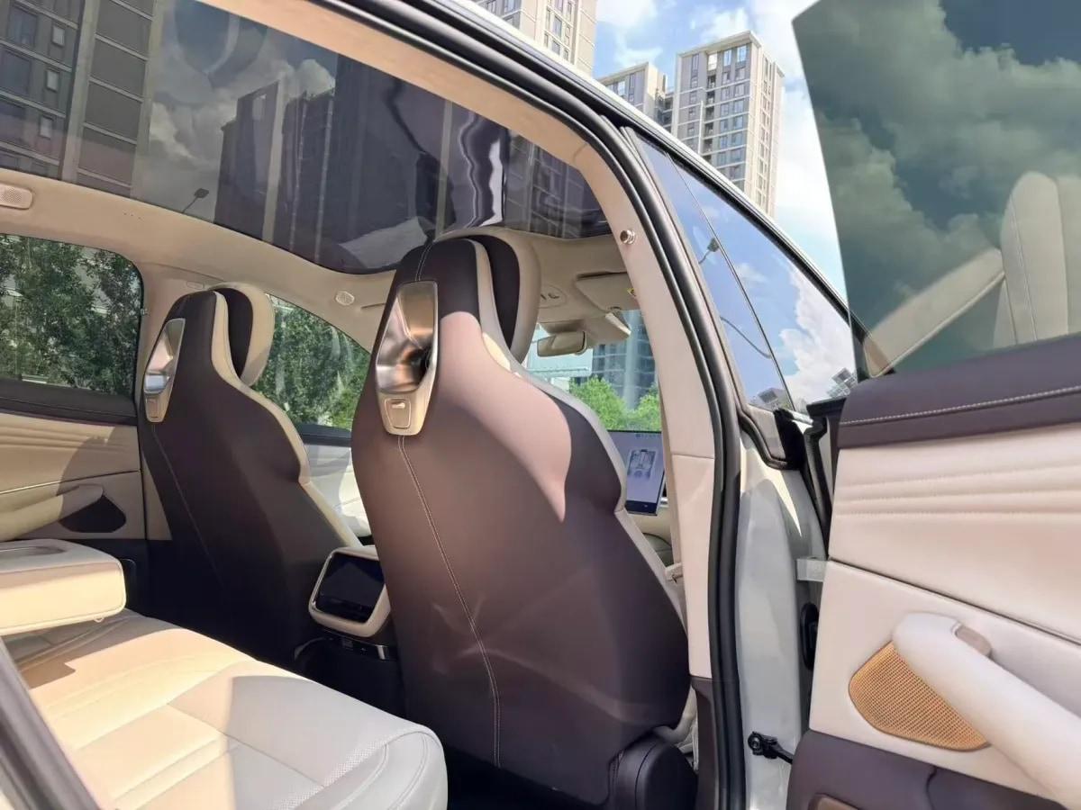 2026 Xiaomi SU7 BEV image 4